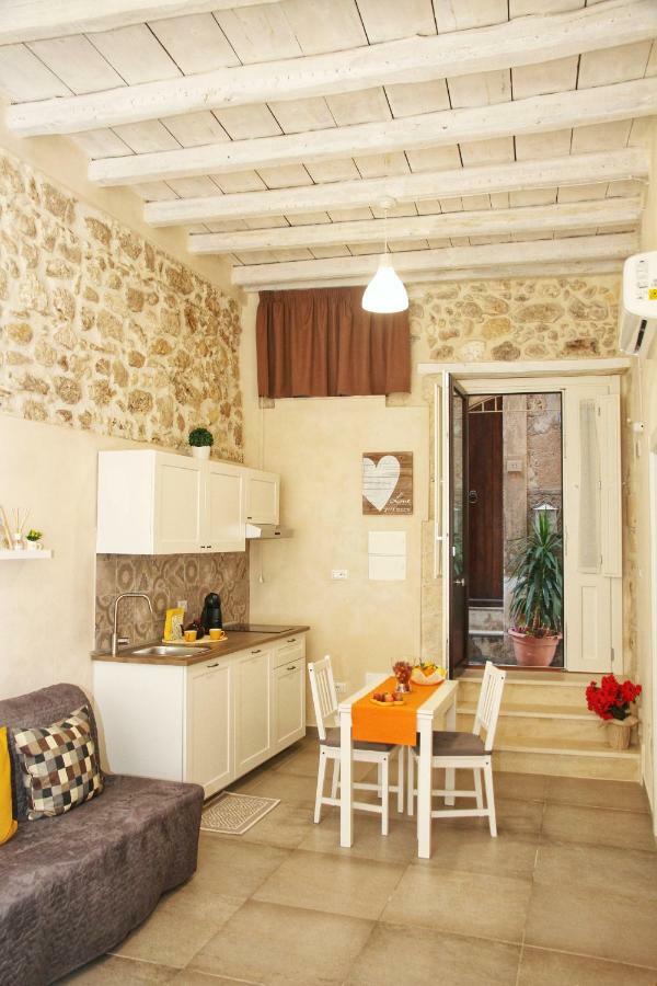 Essentia Ortigia Rooms Syracuse Exterior foto