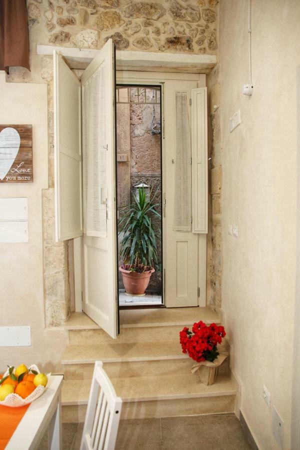 Essentia Ortigia Rooms Syracuse Exterior foto